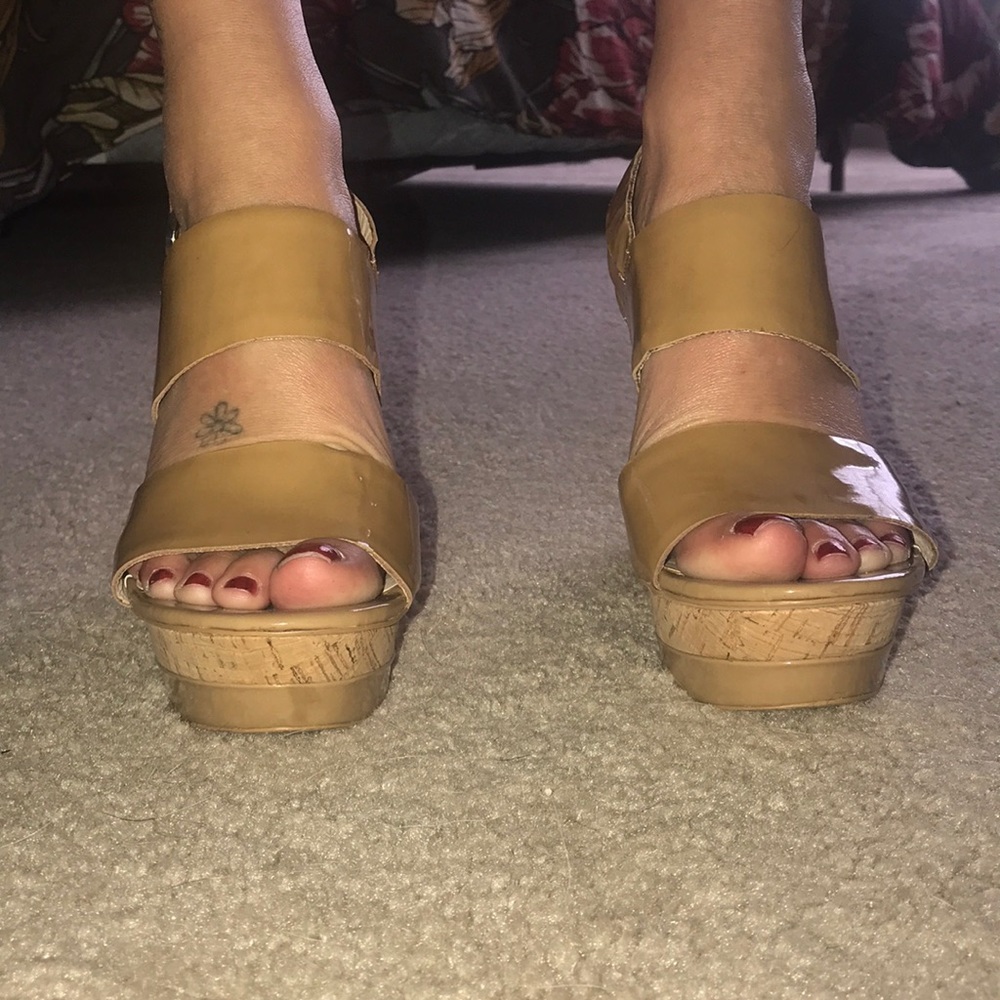 Wedge sandals